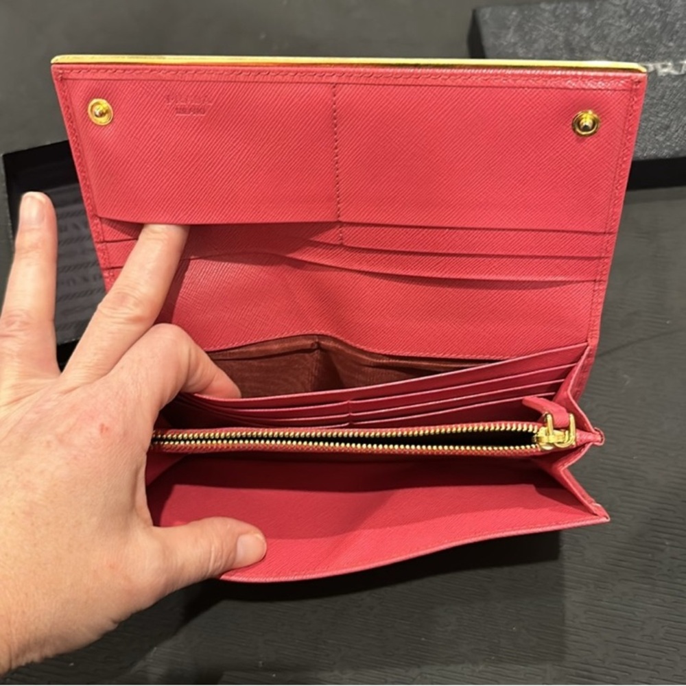 EUC Like New! Coral Pink/Peiona PRADA Saffiano Long Wallet - Picture 5 of 10
